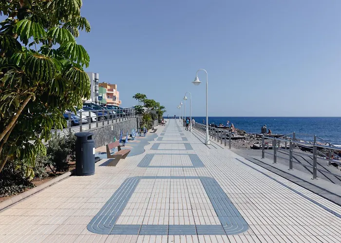 Apartment Arinaga Playa 4 *